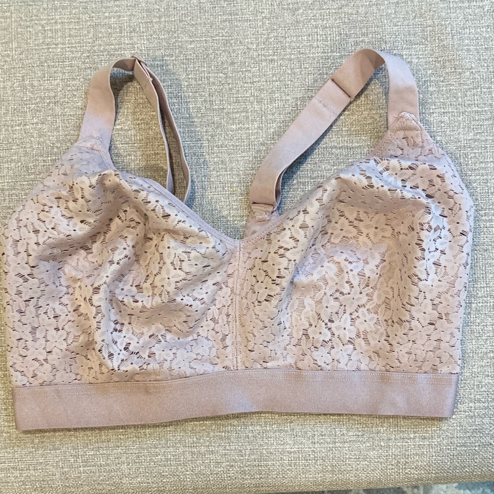 Chantelle wire free bra